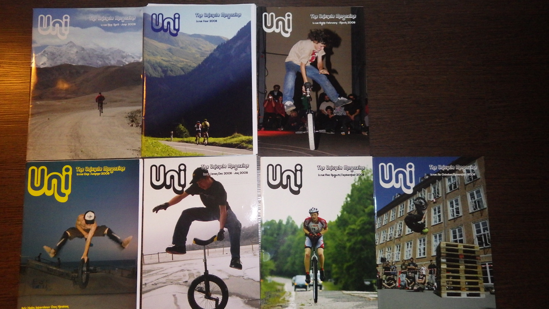 LBC - magazines Uni.JPG